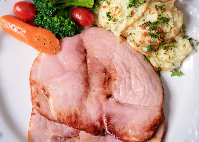 ham-steaks-plated_web