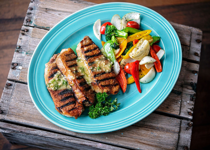 moroccan-rubbed-pork-chops_web